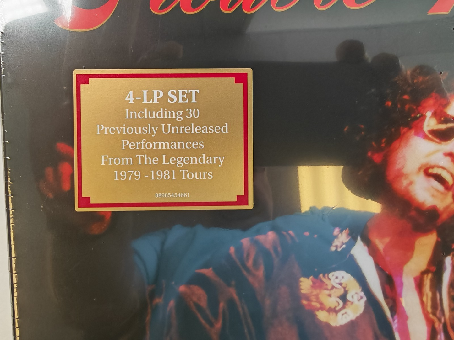 7897887