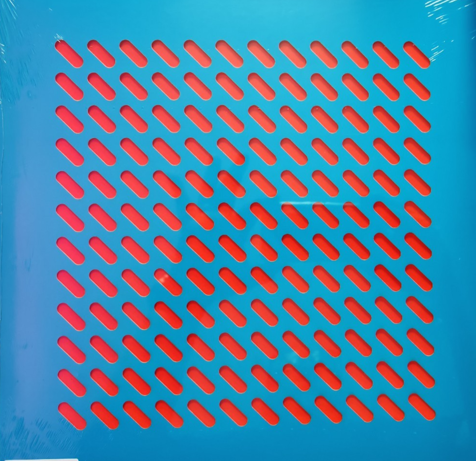 7977833