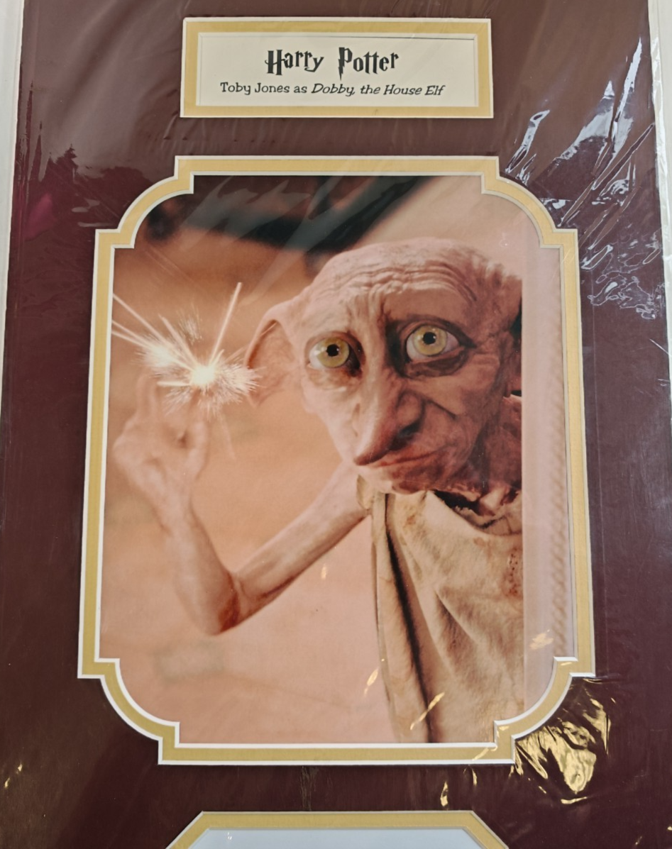 8124937