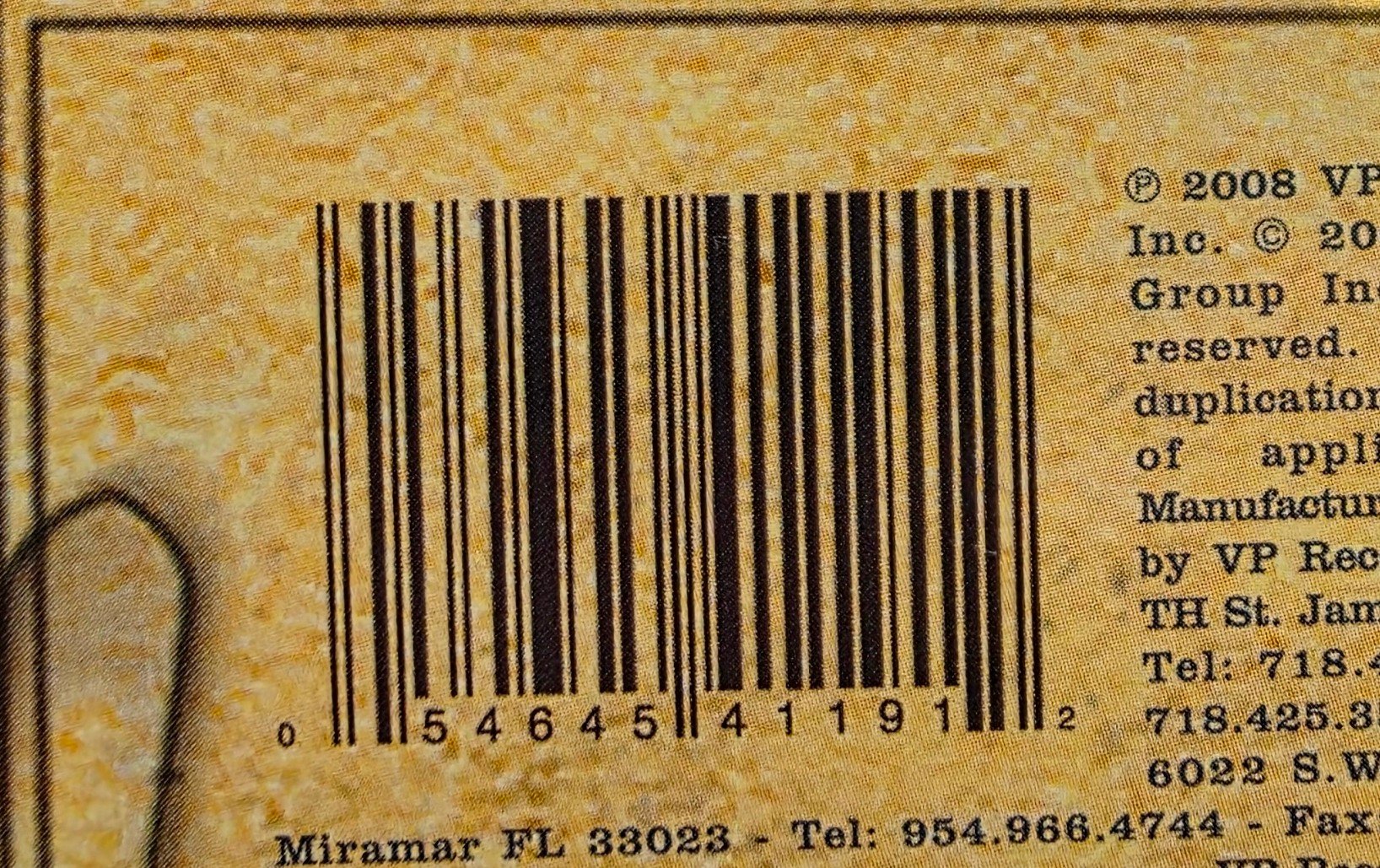 7464400