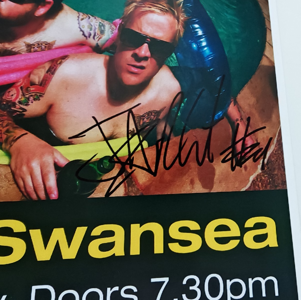 Bowling for Soup Hand Signed presentation A4 on glossy print by the band