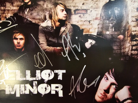 Elliot Minor HAND Signed presentation size A4 on glossy print by Band Members