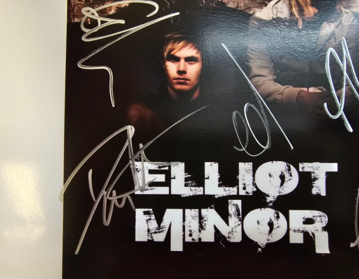 Elliot Minor HAND Signed presentation size A4 on glossy print by Band Members