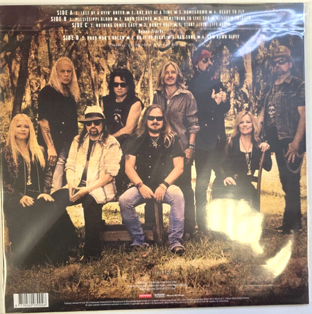 Lynyrd Skynyrd Last Of A Dyin' Breed LP Album vinyl record limited numbered gold