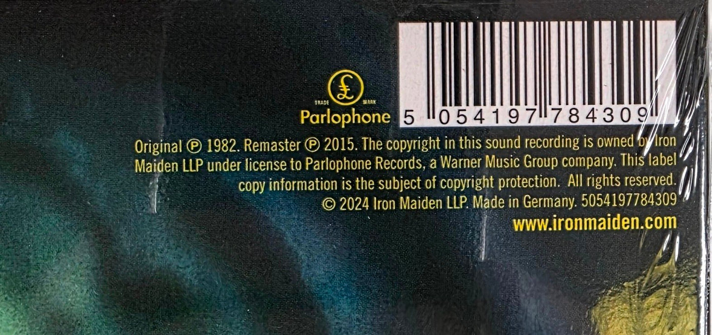 7618000